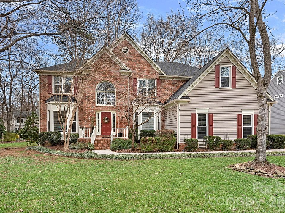 1st image of 8621 Summerfield Ln