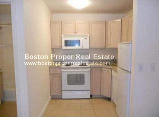 245 Newbury St APT 4, Boston, MA 02116