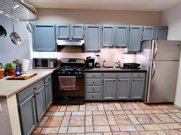 3rd image of 6674 70th St #1RR