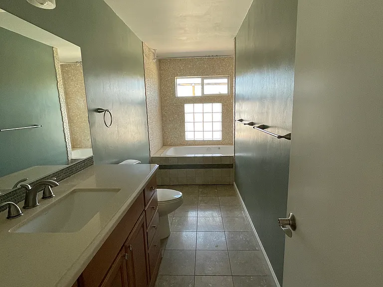 8526 Old Vine Rd — Photo 12
