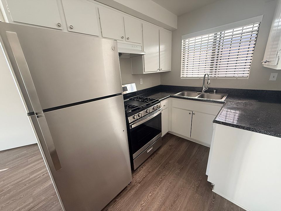 1st image of 4550 W 173rd St #1