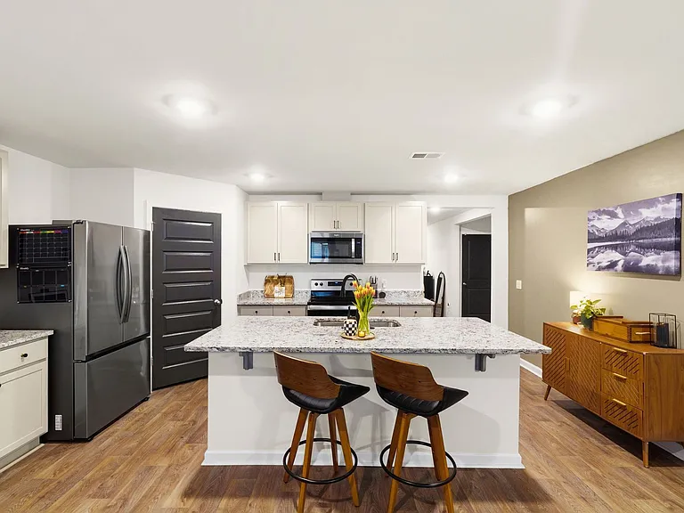 394 Coconut Dr — Photo 4