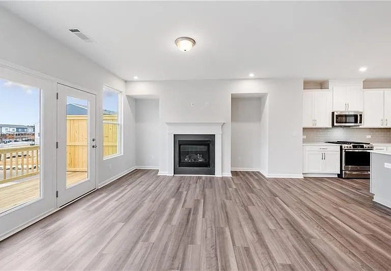 3051 Beacon Bend Xing — Photo 4