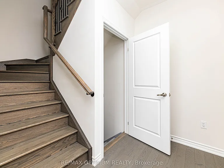 63 Minnock St — Photo 37