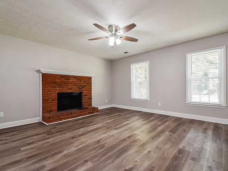 1265 Grayland Hills Dr — Photo 5
