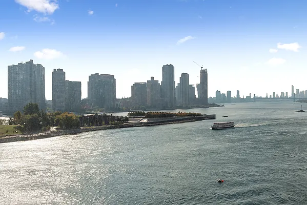 Sold by Corcoran | media 1