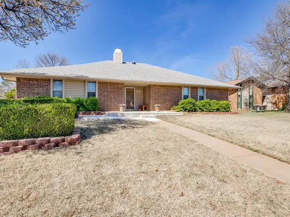 1213 Kelly Park Rd, Edmond, OK 73003
