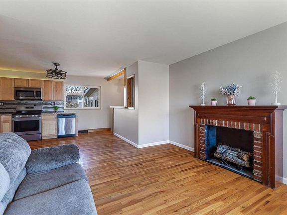 5th image of 10550 Fabick Dr