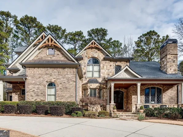 2300 Meadowvale Dr, Atlanta, GA 30345