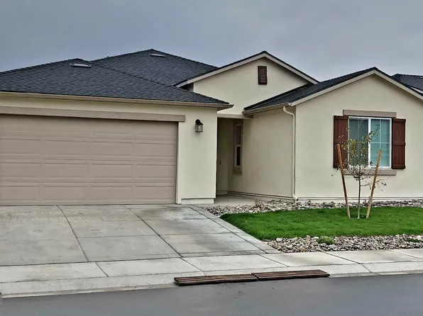 1758 Boundary Peak St, Carson City, NV 89701