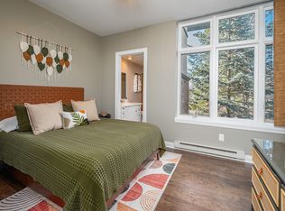 W3216 S Lakeshore Dr #103, Lake Geneva, WI 53147