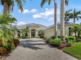 7536 Treeline Dr, Naples, FL 34119