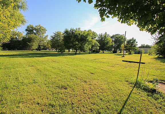 East side of lots