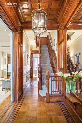 Sold by Sotheby's International Realty | media 49