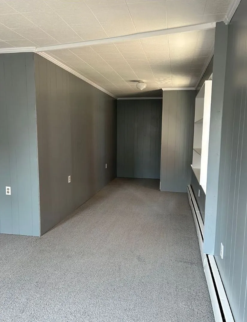 25 N Washington St — Photo 2
