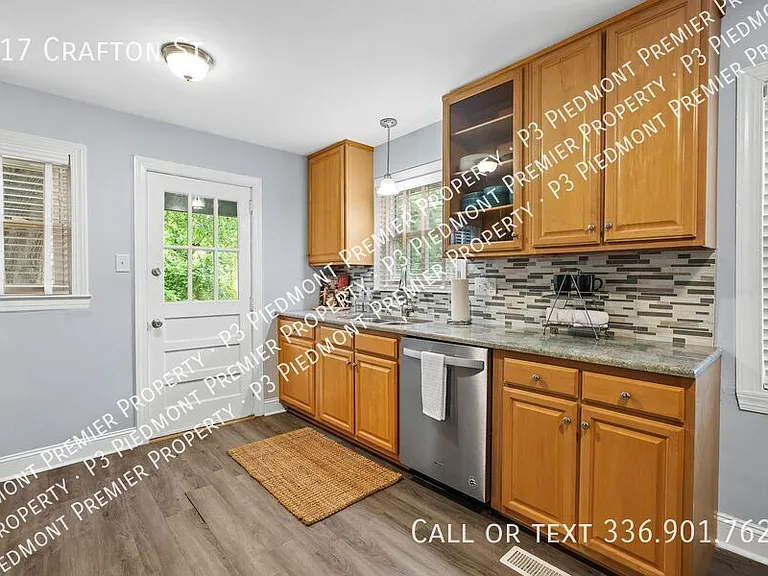 317 Crafton St — Photo 10