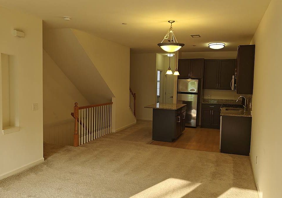 1st image of 988 Stewart Ave