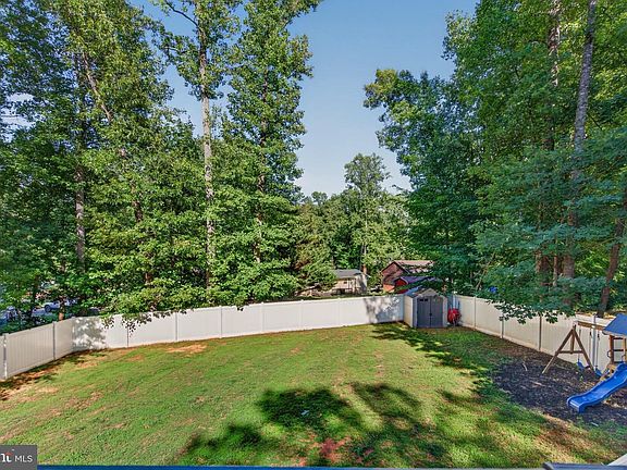 5th image of 108 Waring Dr