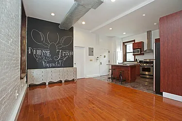 Rented by Jade Stone Real Estate Consulting