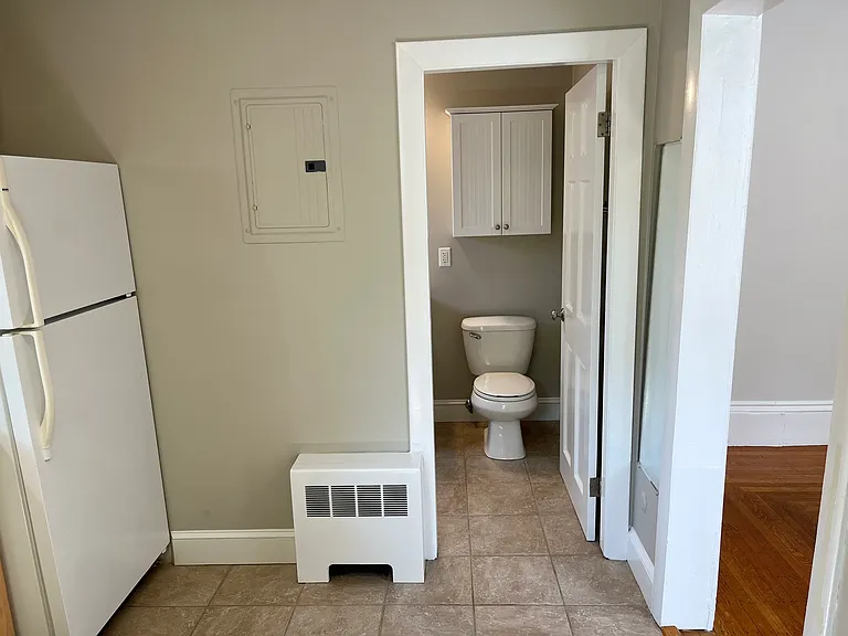 66 Walnut St #1 — Photo 4