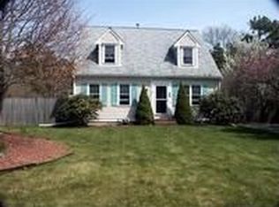 8 Sheriffs Ln, East Sandwich, MA 02537