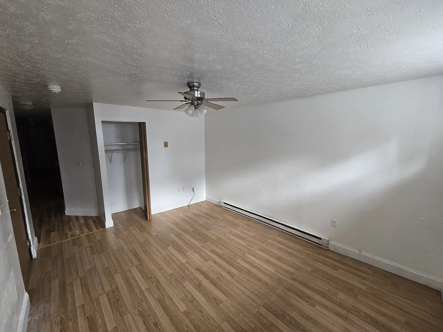 2 bed, $925 — Photo 4