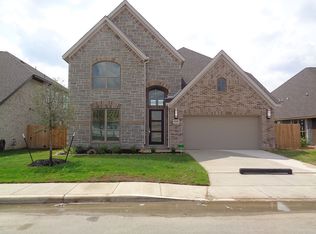 32080 Creek Ridge St, Seguin, TX 78155