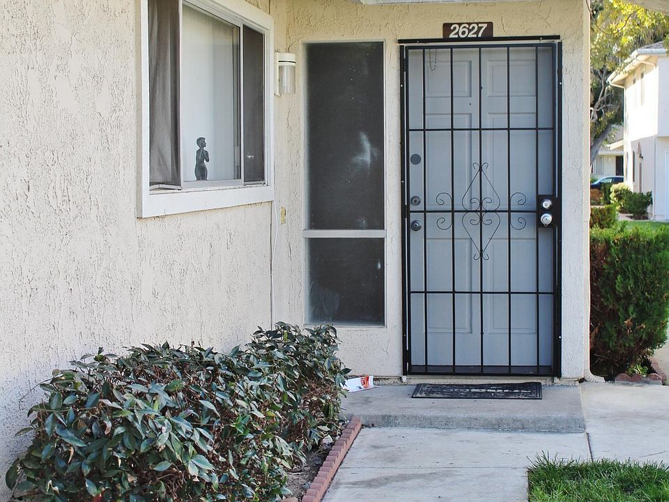 1st image of 2627 N Yardarm Ave