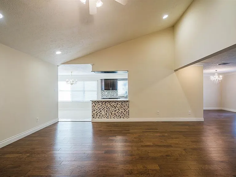 21203 Park Brook Dr — Photo 19