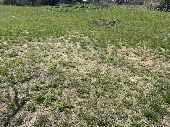 2312 Main Blvd, Brownwood, TX 76801