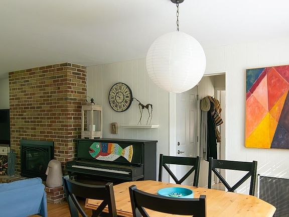 4th image of 4106 Bloomingdale Ave