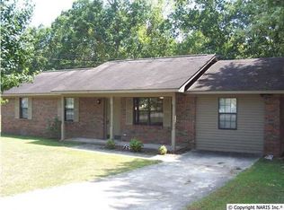 128 George Washington Dr, Boaz, AL 35957