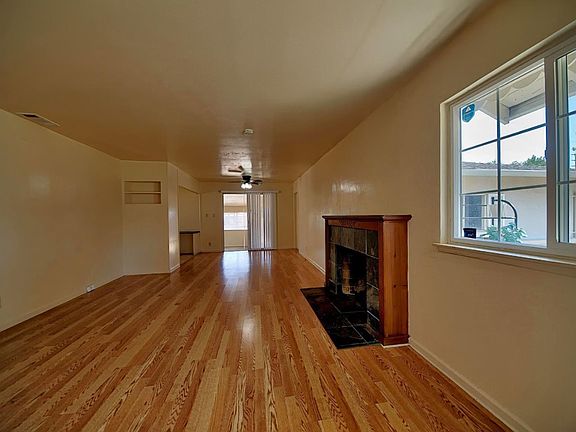 4th image of 4430 Bidwell Pl