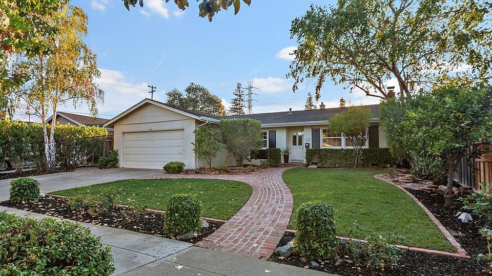 1st image of 215 Jo Dr