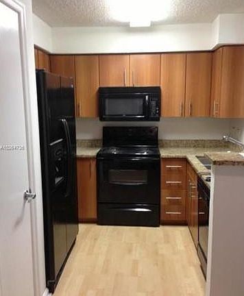 2nd image of 1001 Crystal Way APT E