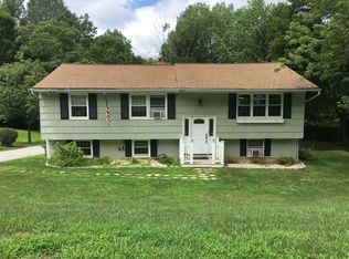 36 Saint Michaels Ter, Carmel, NY 10512