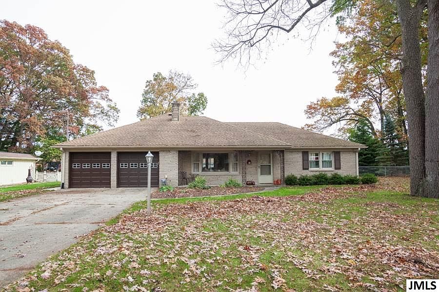 1233 S Brown St, Jackson, MI 49203 Zillow