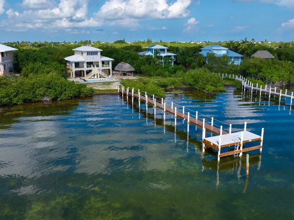 481 E Shore Dr, Summerland Key, FL 33042