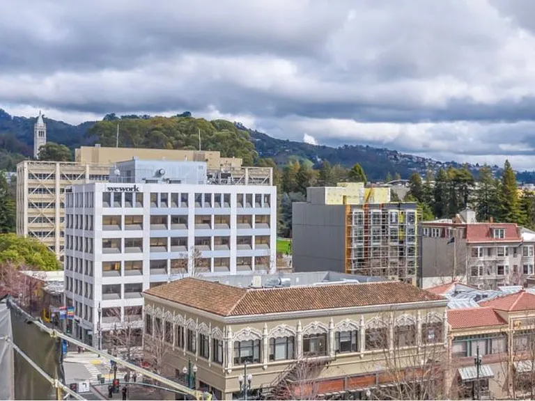 The Berkeley Place — Photo 17