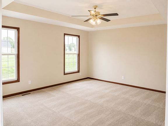 2nd image of 803 SW Bishop Dr