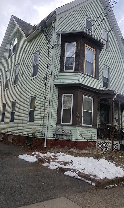 2nd image of 66 Harwood St