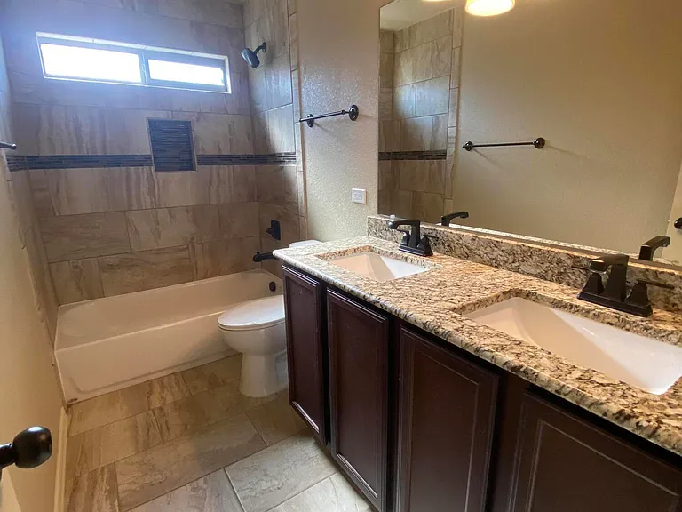 408 La Puesta Dr — Photo 13