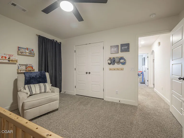 2110 Greystone Sq — Photo 17