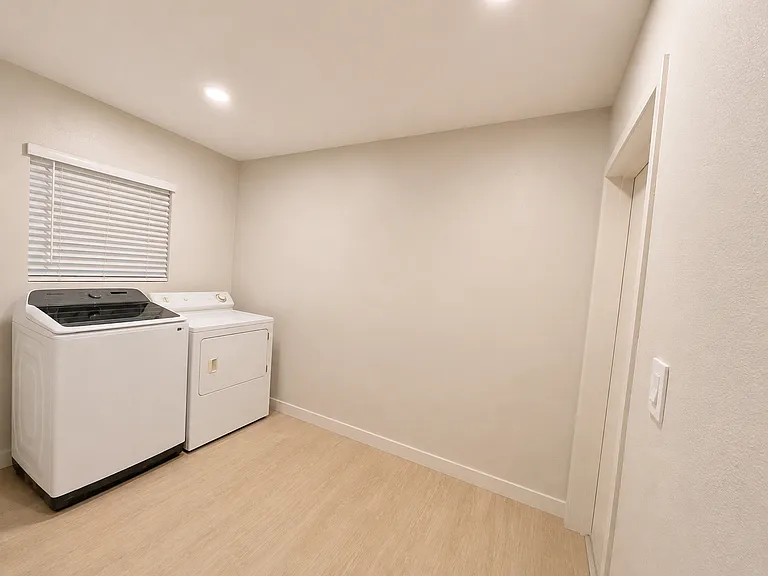 8611 E Vista Dr — Photo 11