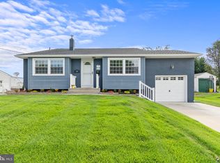 391 Wedgewood Dr, Turnersville, NJ 08012