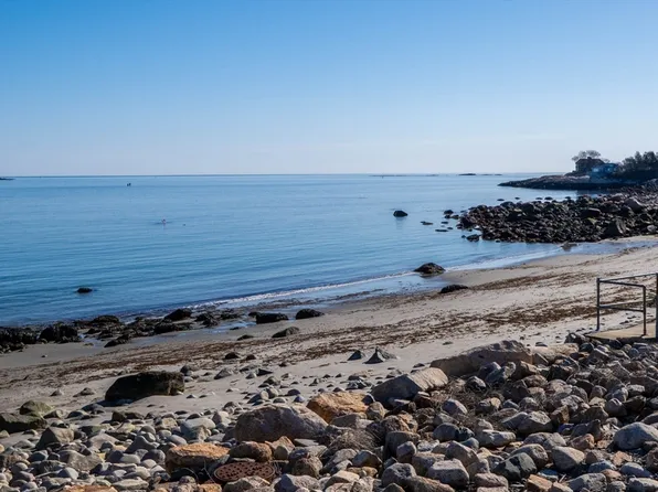 20 Smith Rd, Rockport, MA 01966