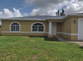 9061 Morris Rd, Fort Myers, FL 33912
