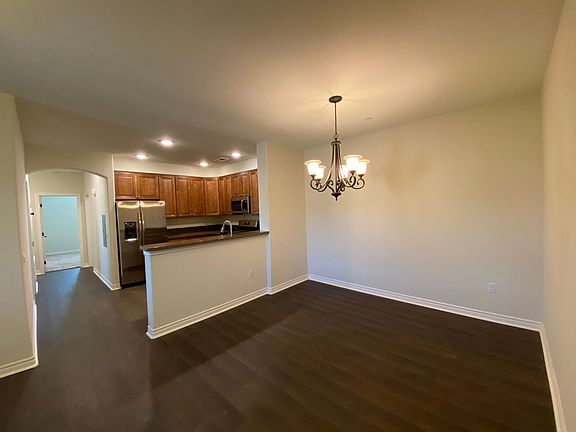 5th image of 606 S Riverside Ave #614-203