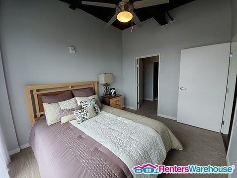 5th image of 523 W Saint Germain St #305