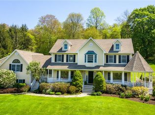 23 Equestrian Park Dr, Katonah, NY 10536